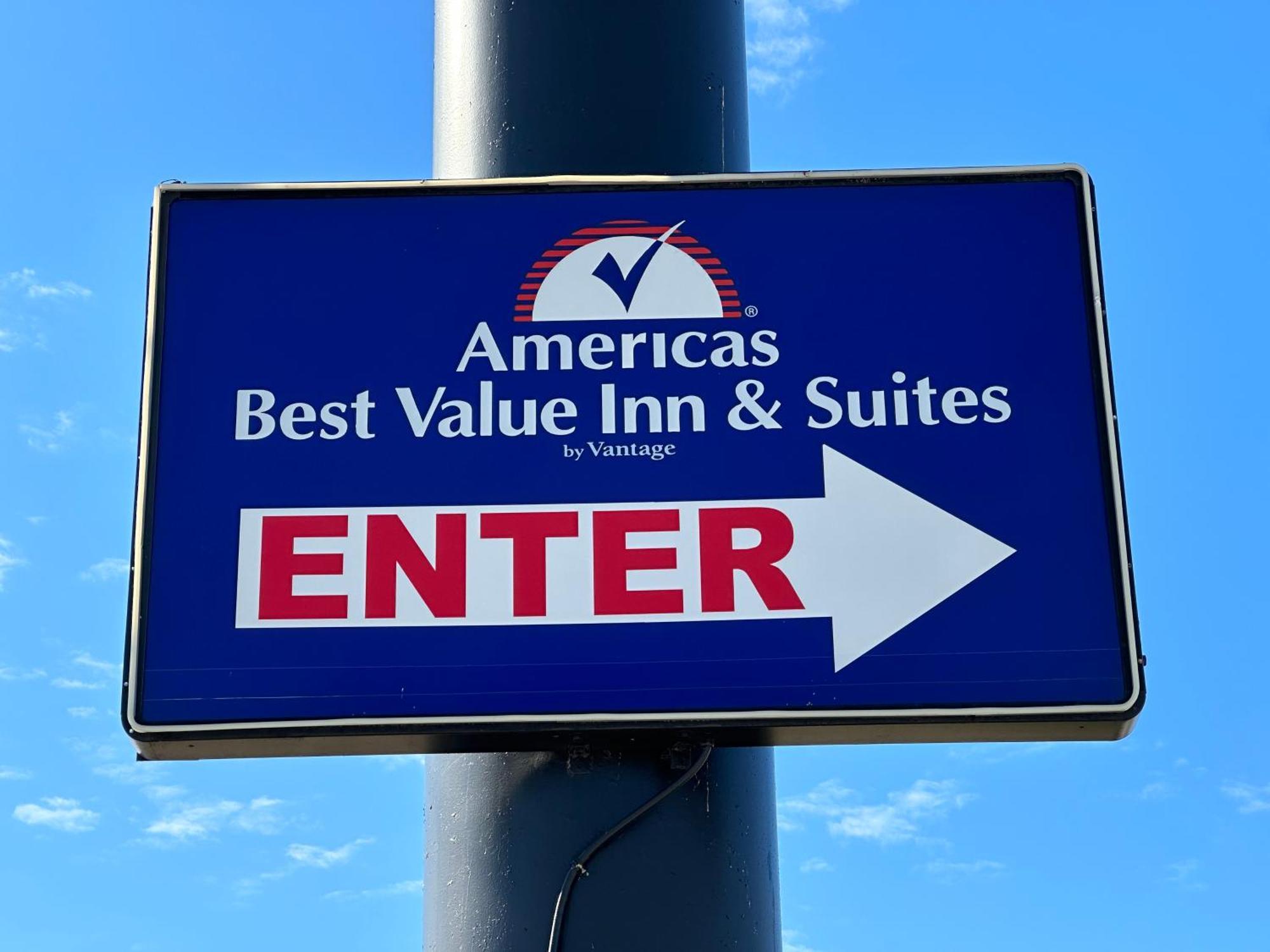 Americas Best Value Inn And Suites Groves Exteriér fotografie