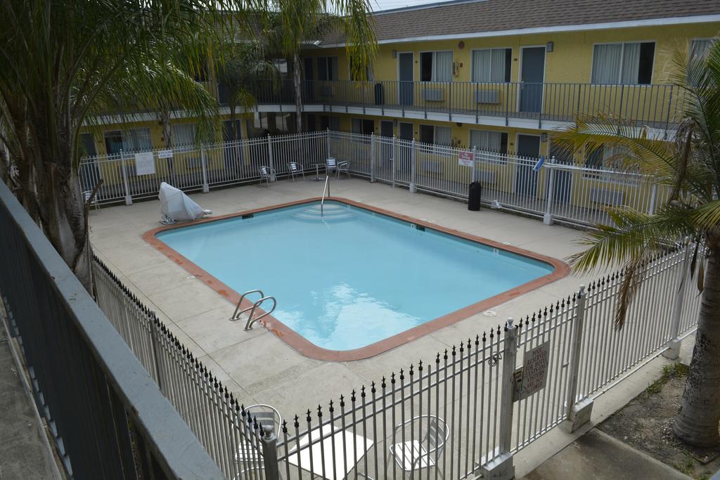 Americas Best Value Inn And Suites Groves Exteriér fotografie