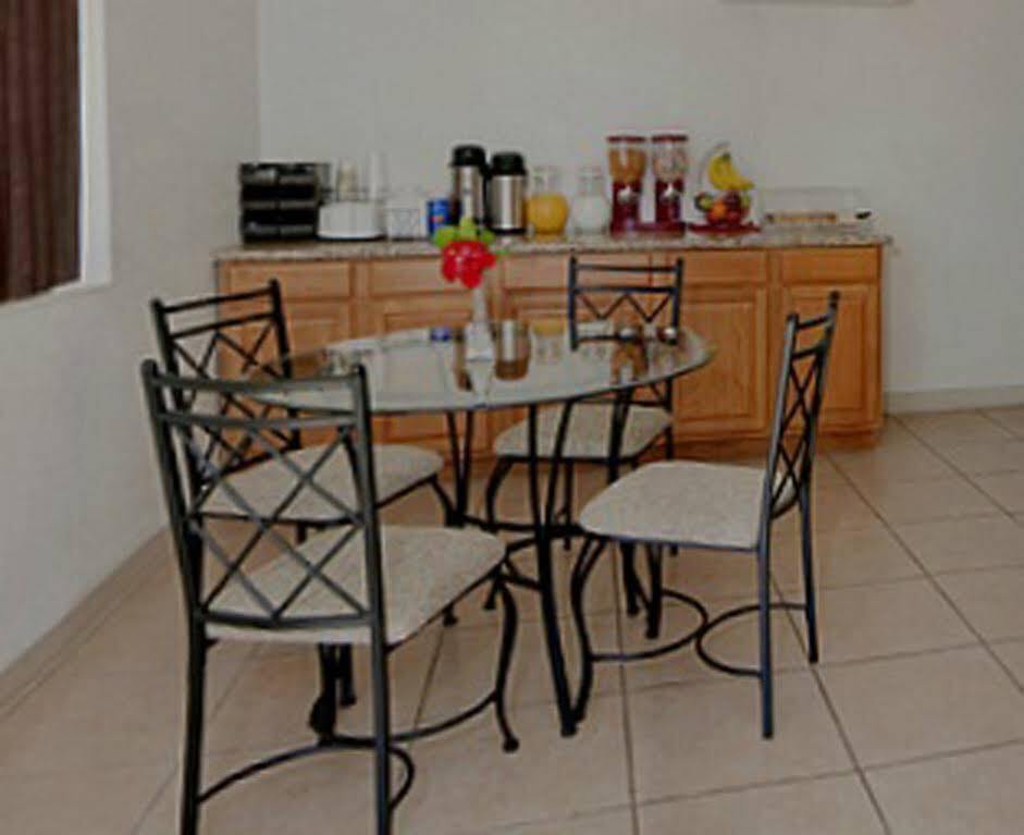 Americas Best Value Inn And Suites Groves Exteriér fotografie
